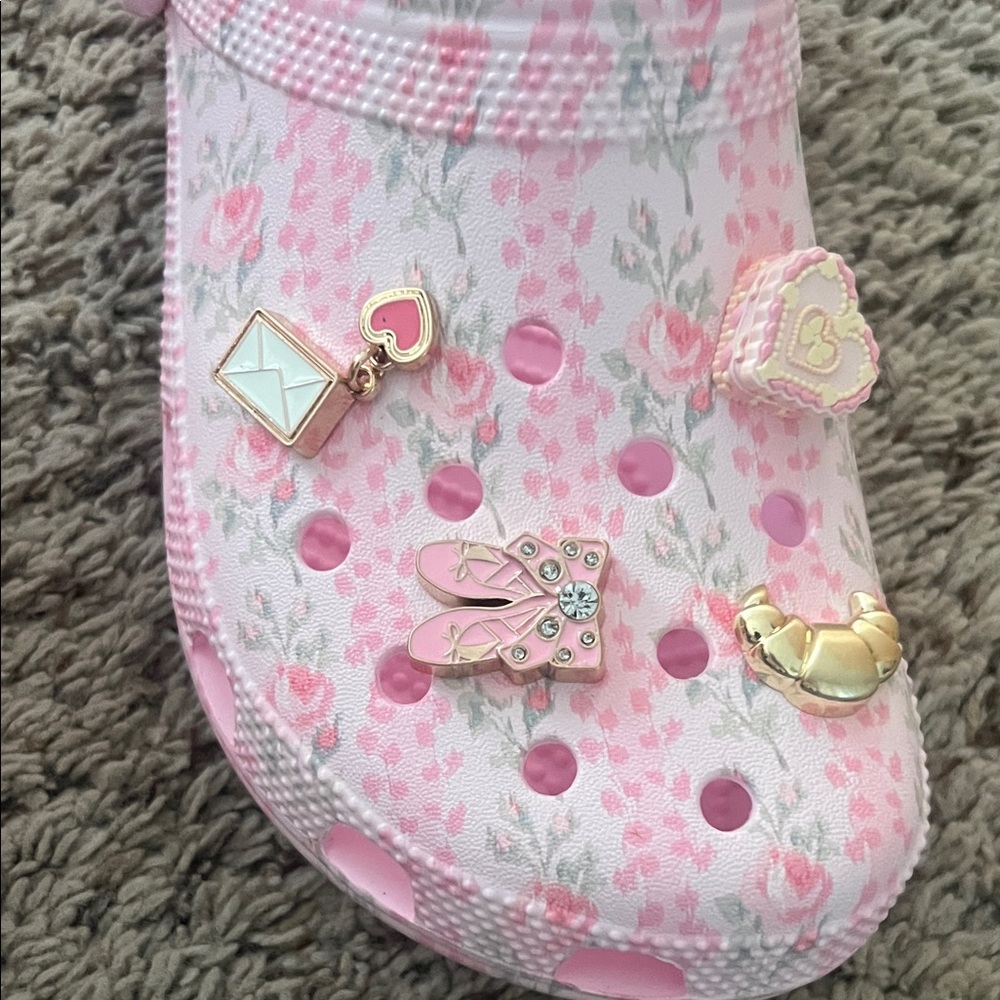Loveshackfancy Women Size 8 Pink Floral Clog Shoes with Charms - Picture 5 of 8